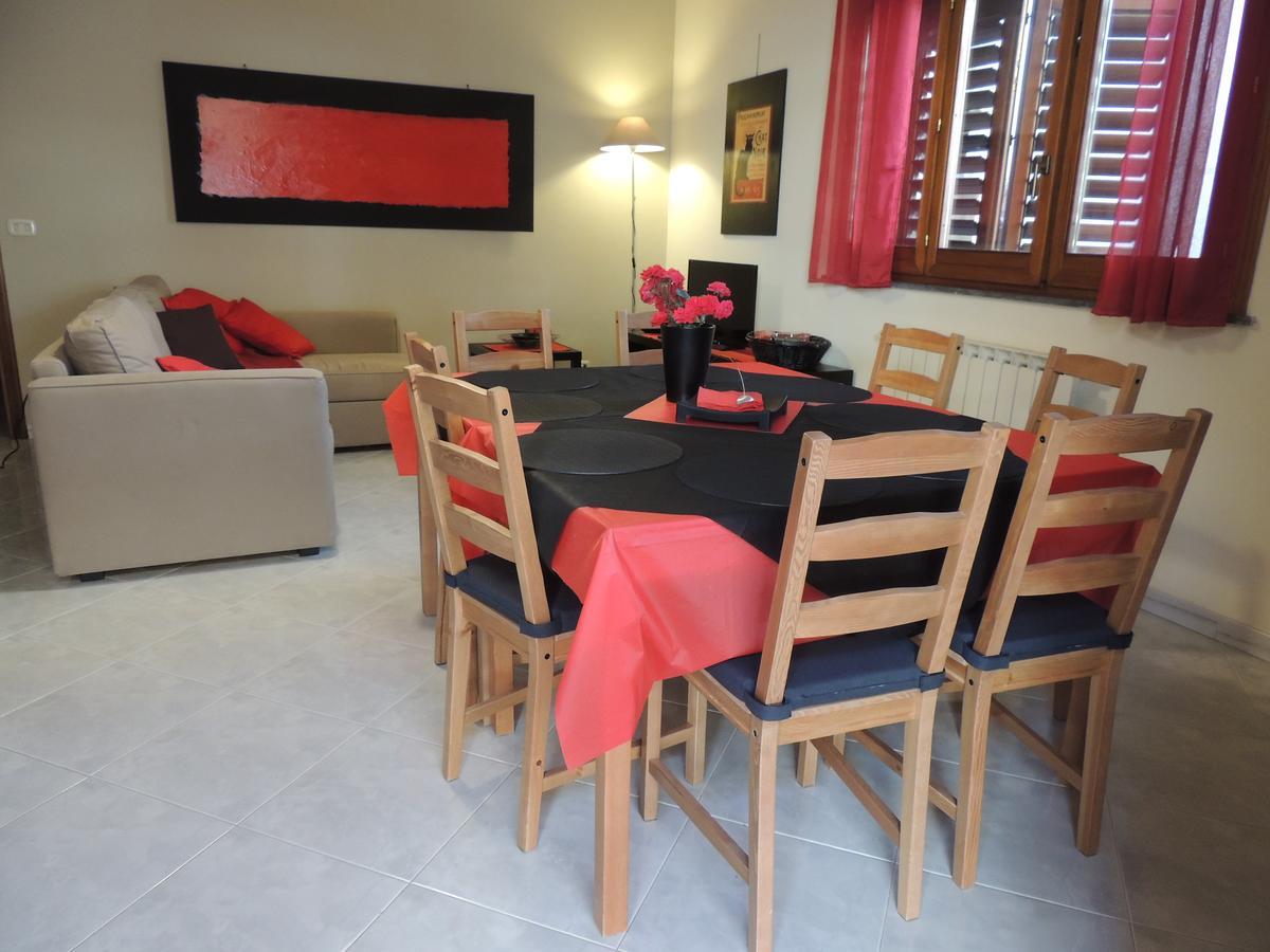 B&B Il Rosso E Il Nero Zafferana Etnea Extérieur photo